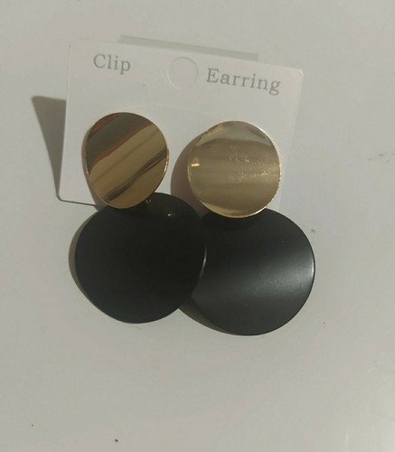 Earrings clups orecchini a - on,